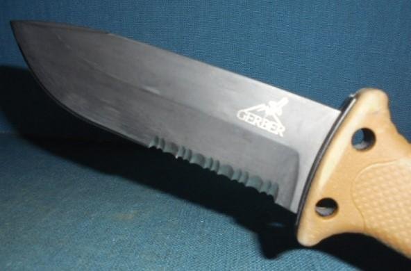 Two Gerber LMF Infantry Knives S/n 03297 — image 4