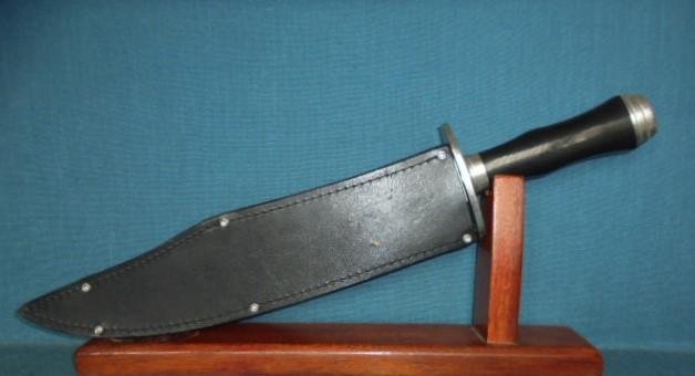 Huge Cold Steel Natchez Bowie S/n 03315 — image 2
