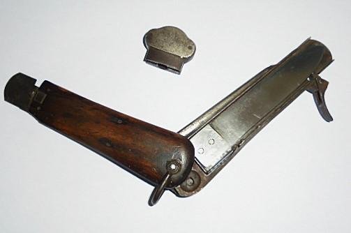 Two WW11 German Gravity Knives S/n 03320 — image 5