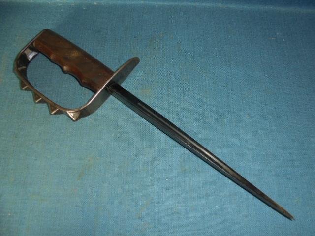Rare WW1 U.S 1917 Knuckle Knife S/n 03347 — image 3