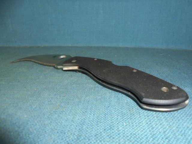 Scarce Spyderco Civilian Folding Knife S/n 03346 — image 8