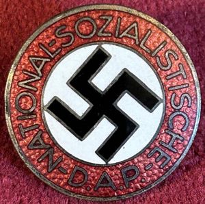 3rd Reich NSDAP Parteiabzeichen (Karl Hensler)