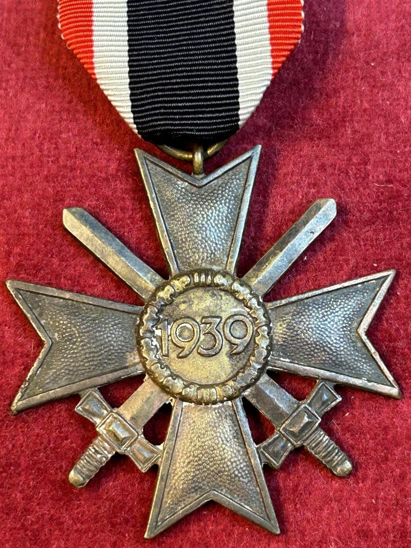 3rd Reich Kriegsverdienstkreuz mit Schwertern 2. Klasse, 1939 — image 4