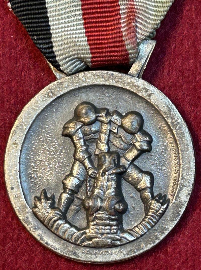 Italienisch-deutsche Feldzugsmedaille für Afrika (Silbern) — image 4