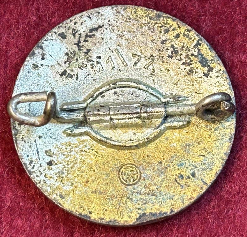 3rd Reich NSDAP Parteiabzeichen (M1/77) — image 3