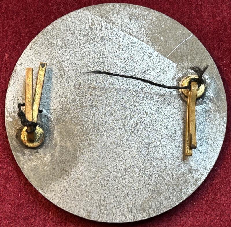 3rd Reich Luftwaffe Ehrenmedaille der Luftkriegsschule 3 — image 4