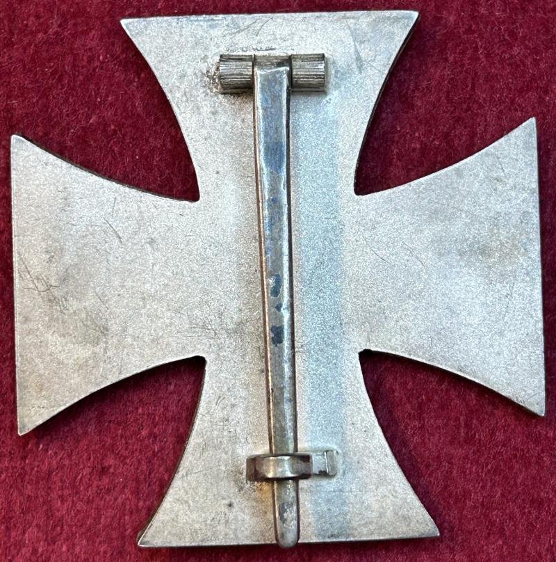 3rd Reich Eisernes Kreuz 1. Klasse 1939 (20) mit LDO Etui — image 2