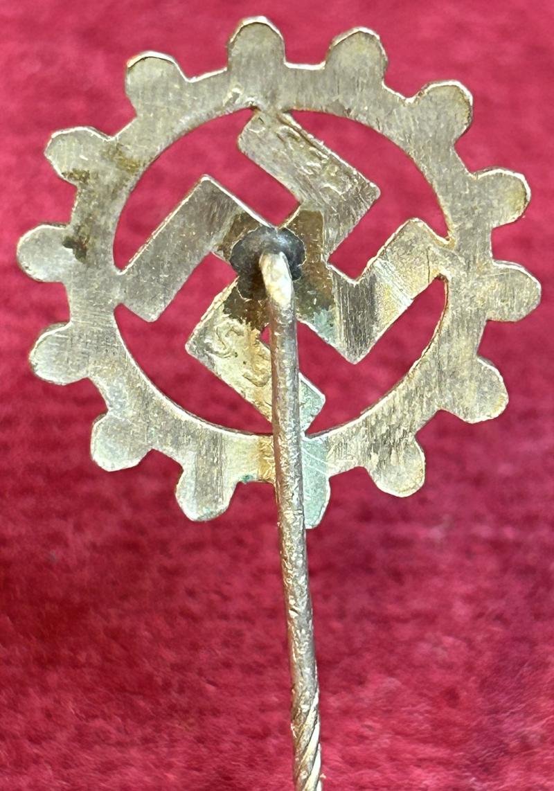 3rd Reich DAF Mitgliedsabzeichen — image 4