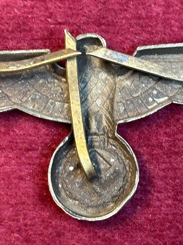 3rd Reich Wehrmacht Heer Schirmmützenadler (Assmann) — image 5