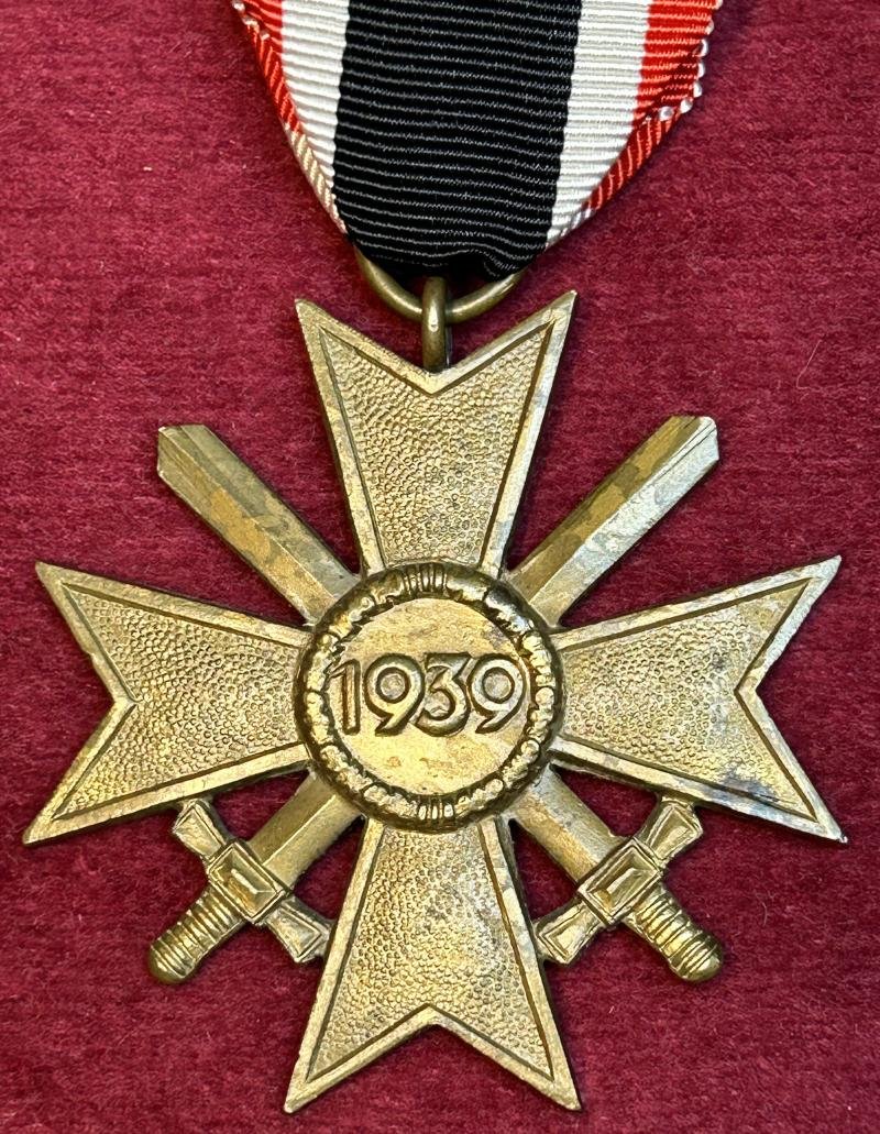 3rd Reich Kriegsverdienstkreuz mit Schwertern 2. Klasse, 1939 — image 4