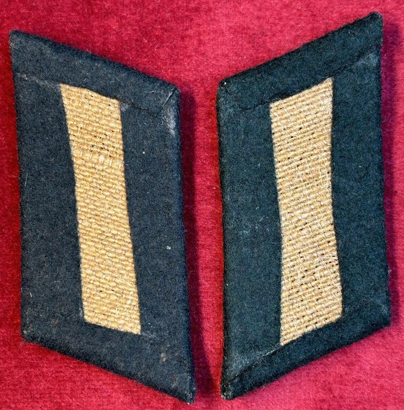 3rd Reich Wehrmacht Kragenspiegel für einer Sanitäter/ Arzt — image 2