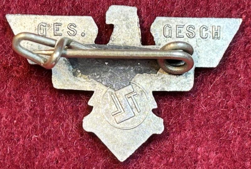 3rd Reich RDB mitgliedsabzeichen — image 2