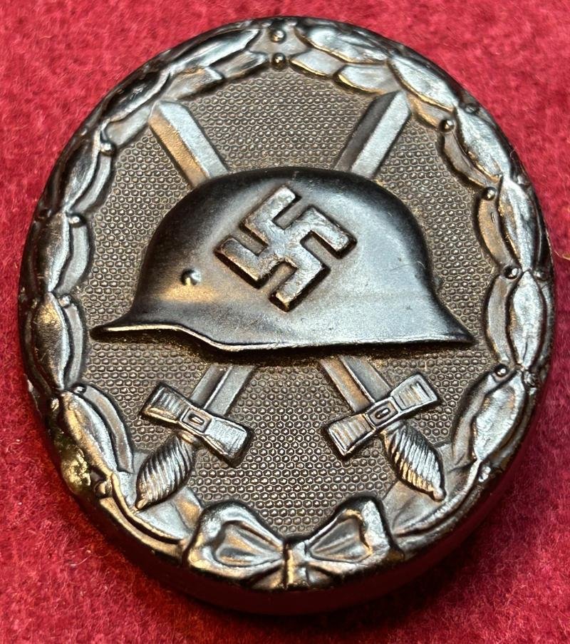 3rd Reich Verwundetenabzeichen 1939 in schwarz — image 2
