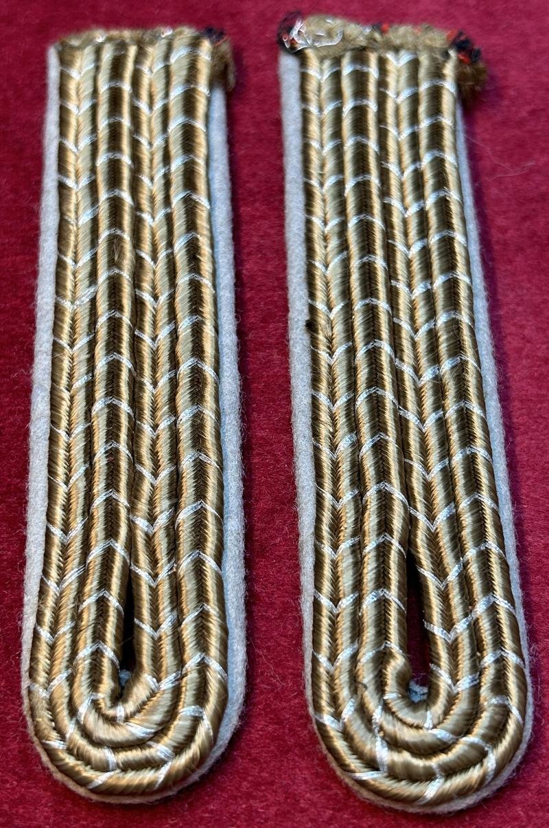 3rd Reich SA Gruppe-Sudetenland Schulterklappen — image 2