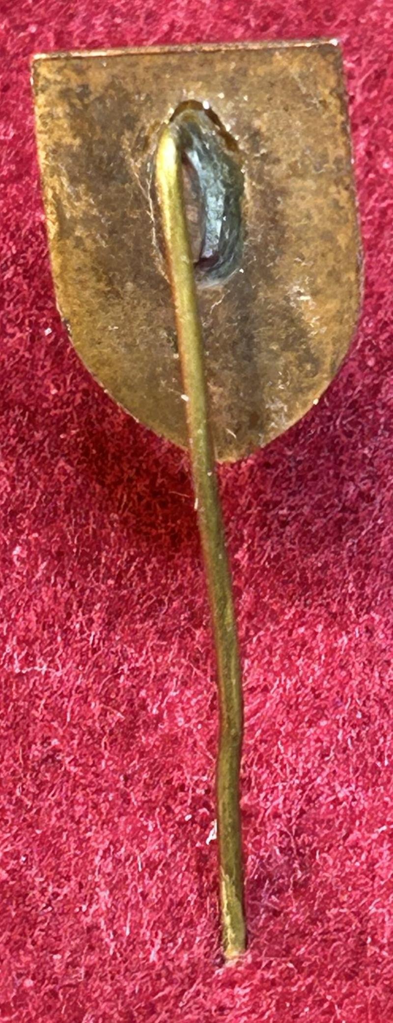 3rd Reich 215. Infanterie-Division Truppenkennzeichen — image 2