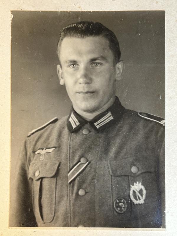 3rd Reich Foto Ein Wehrmacht Infanterie soldat in Rahmen — image 3
