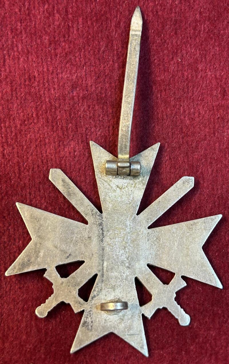 3rd Reich Kriegsverdienstkreuz mit Schwertern 1. Klasse 1939 (Bauer) — image 4