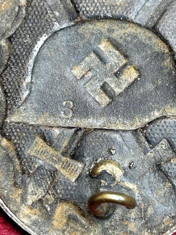 3rd Reich Verwundetenabzeichen 1939 in schwarz (3) — image 4