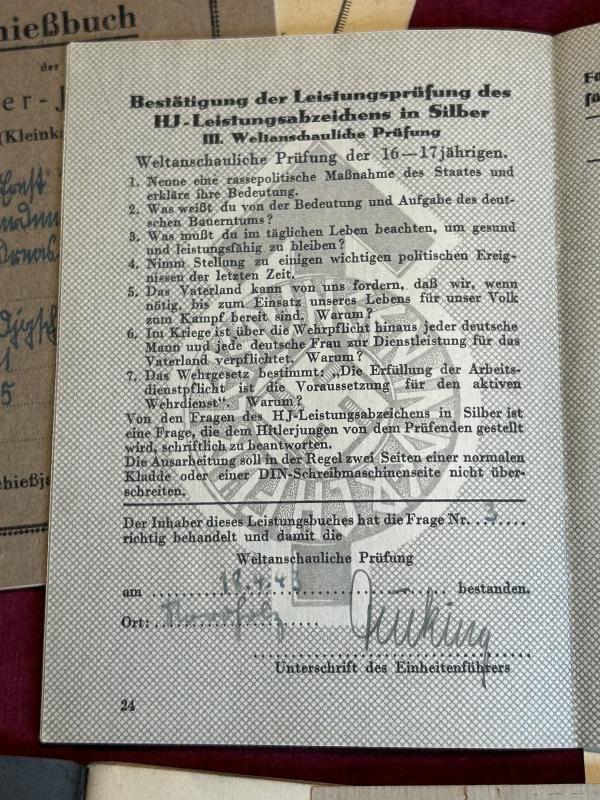 3rd Reich Dokumentgruppe von eine Hitlerjugend mitglied. — image 4