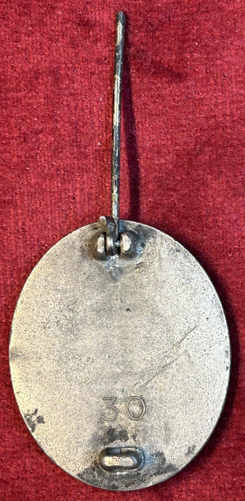 3rd Reich Verwundetenabzeichen 1939 in Silber (30) — image 4