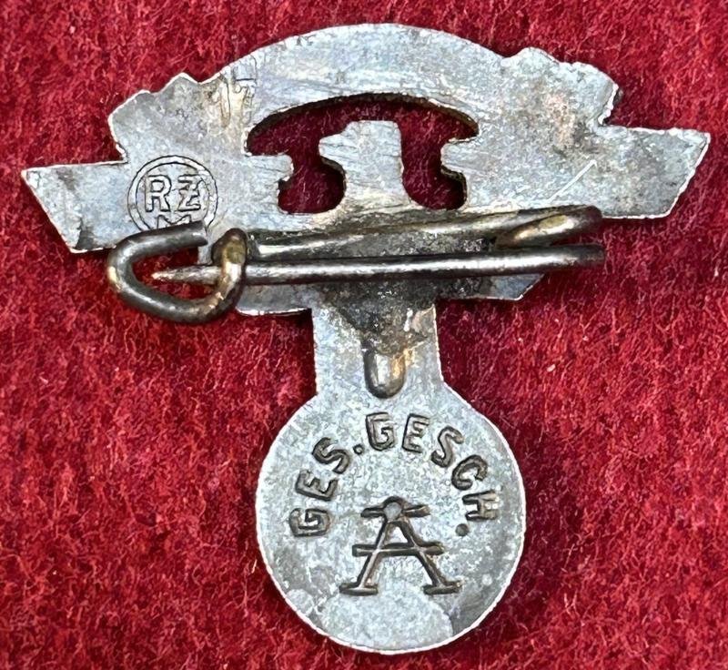 3rd Reich NSKK mitgliedsabzeichen (Assmann) — image 2