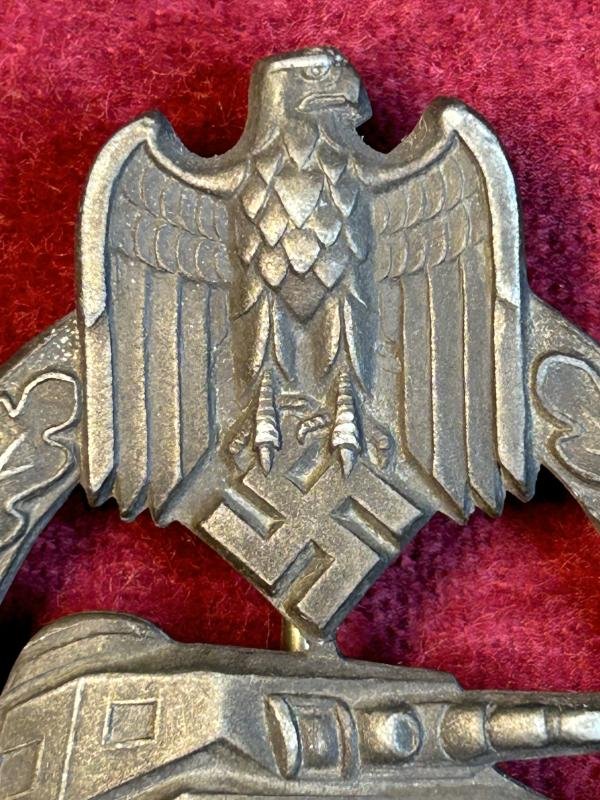 3rd Reich Panzerkampfabzeichen in Bronze (Type B Zimmermann) — image 2