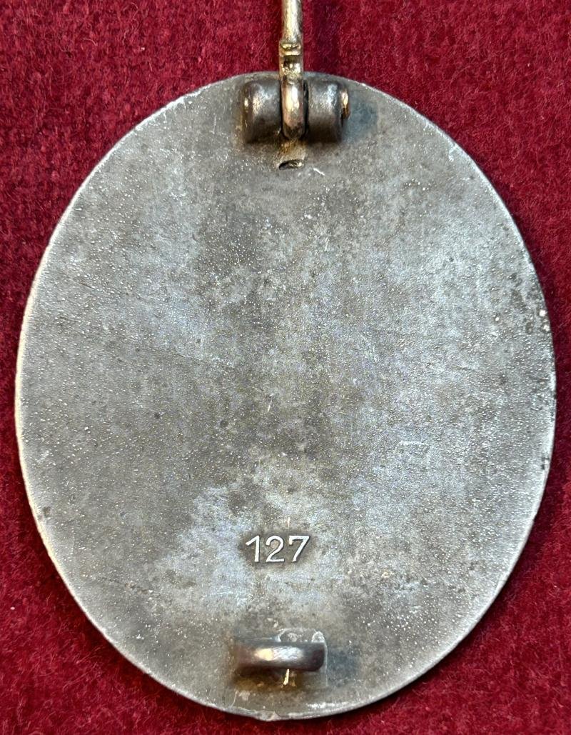 3rd Reich Verwundetenabzeichen 1939 in Silber (127) — image 3