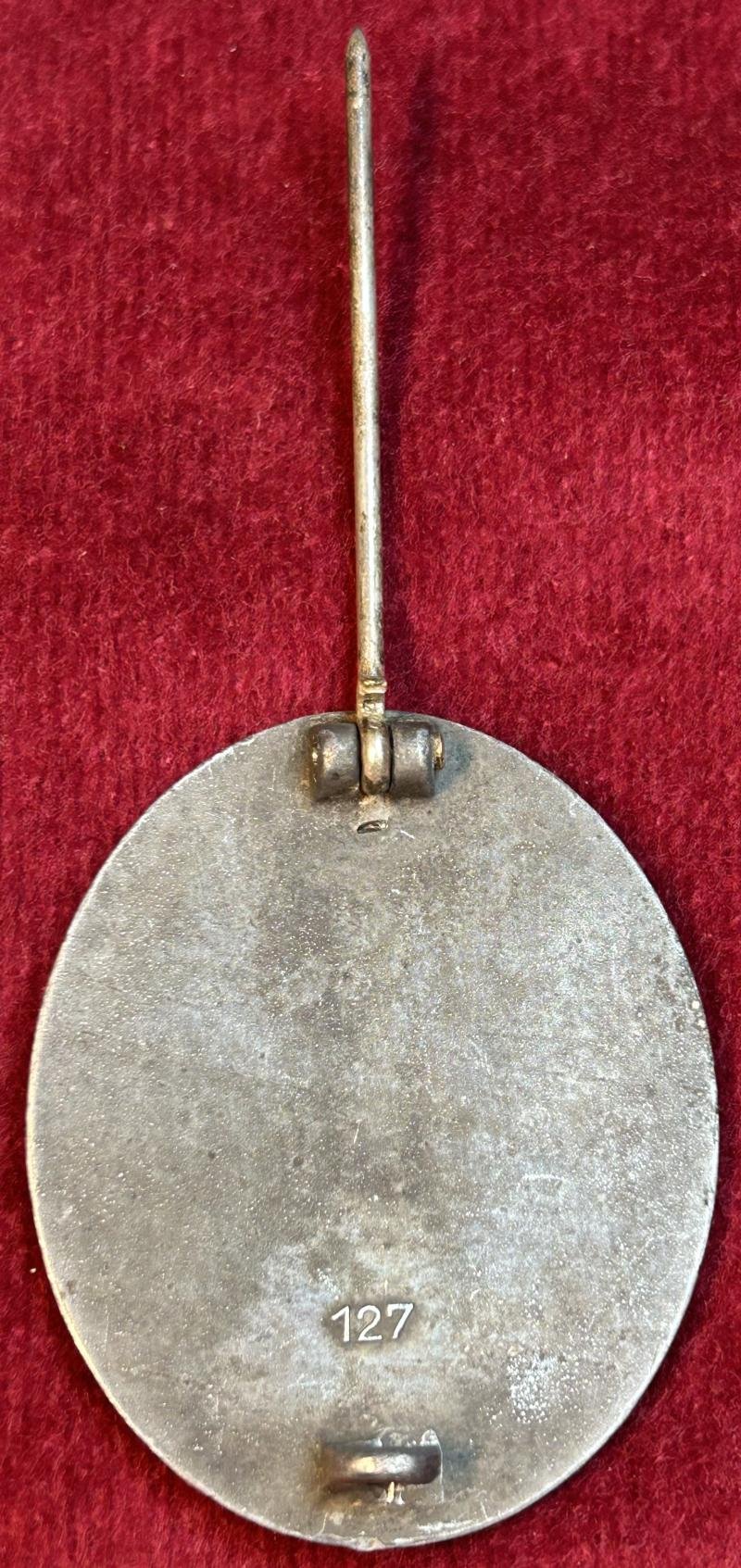 3rd Reich Verwundetenabzeichen 1939 in Silber (127) — image 4