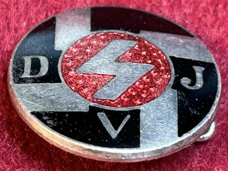 3rd Reich Deutsches Jungvolk Mitgliedsabzeichen 1. form (Steinhauer) — image 3