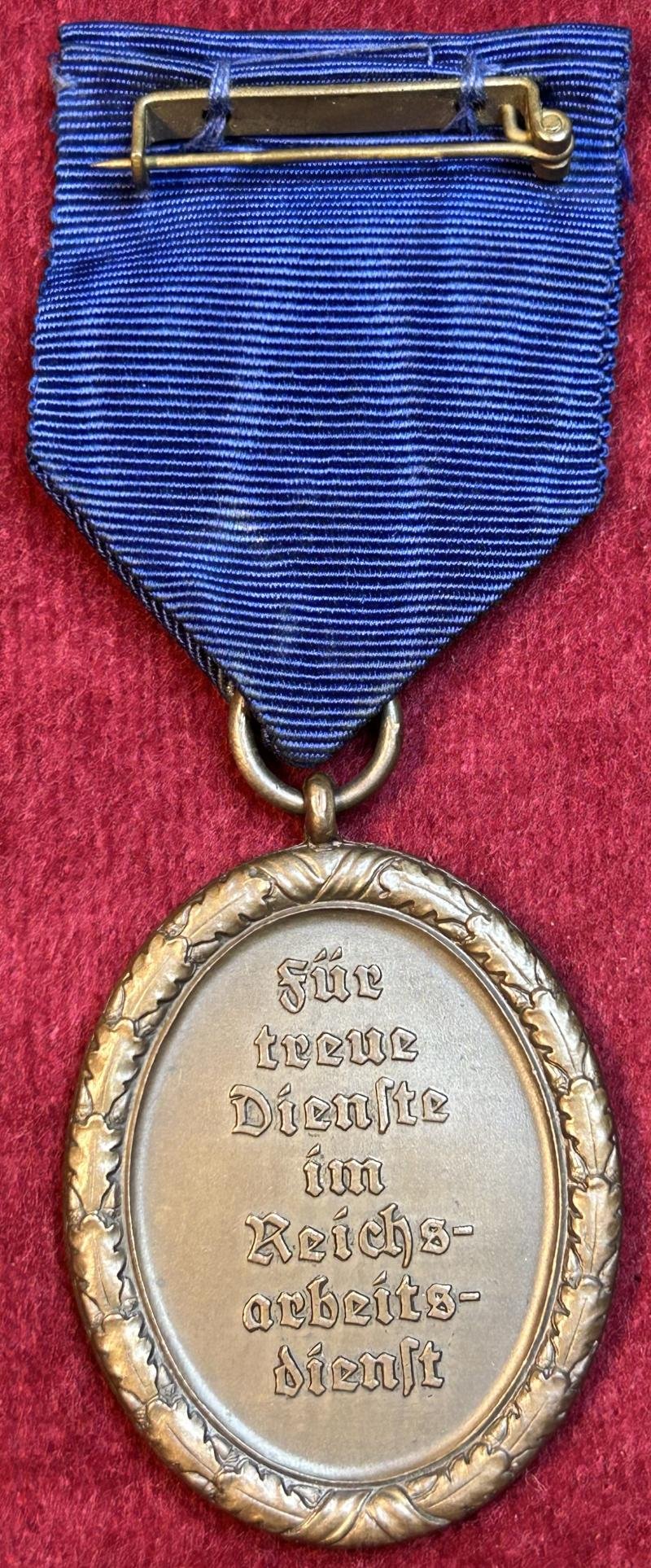 3rd Reich Dienstauszeichnung Reichsarbeitsdienst 4.Stufe für Männer — image 2