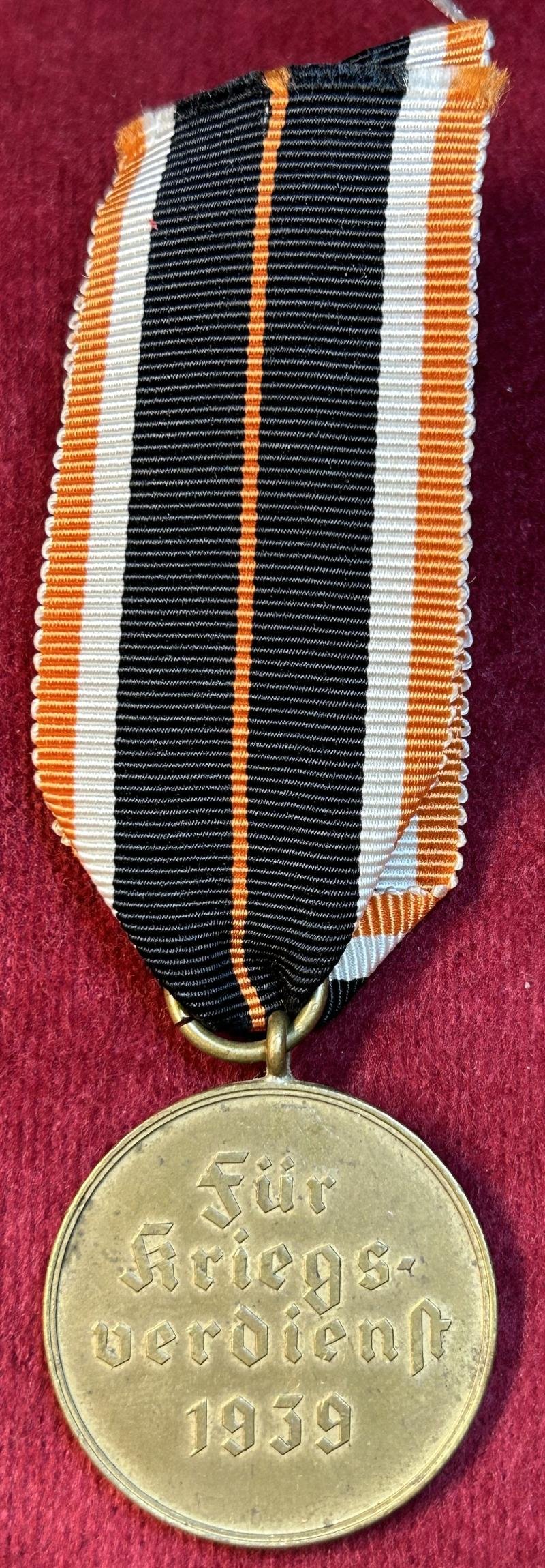 3rd Reich Kriegsverdienstmedaille 1939 — image 2