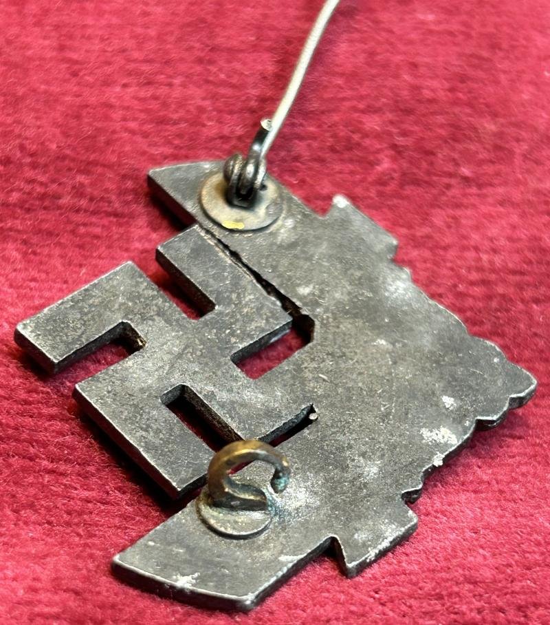 3rd Reich RadwJ Kriegshilfsabzeichen — image 3