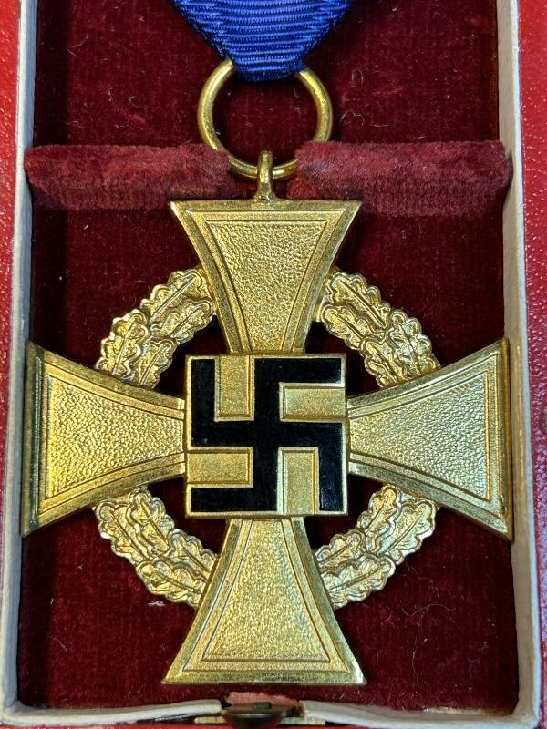 3rd Reich Treuedienst-Ehrenzeichen 1. Stufe für 40 Jahre im Etui — image 5