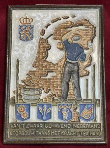 Nederland Cloisonné tegel 'Wederopbouw Nederland' uit de serie Oorlog en …