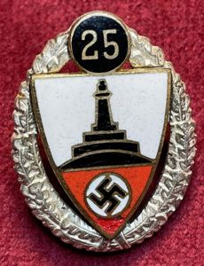 3rd Reich DRKB Silberne Ehrennadel für 25 jährige Mitgliedschaft 2. …