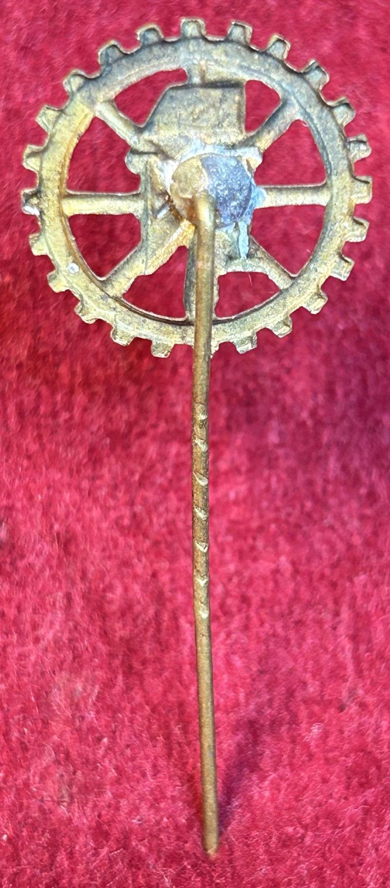 3rd Reich TeNo mitgliedsabzeichen — image 2