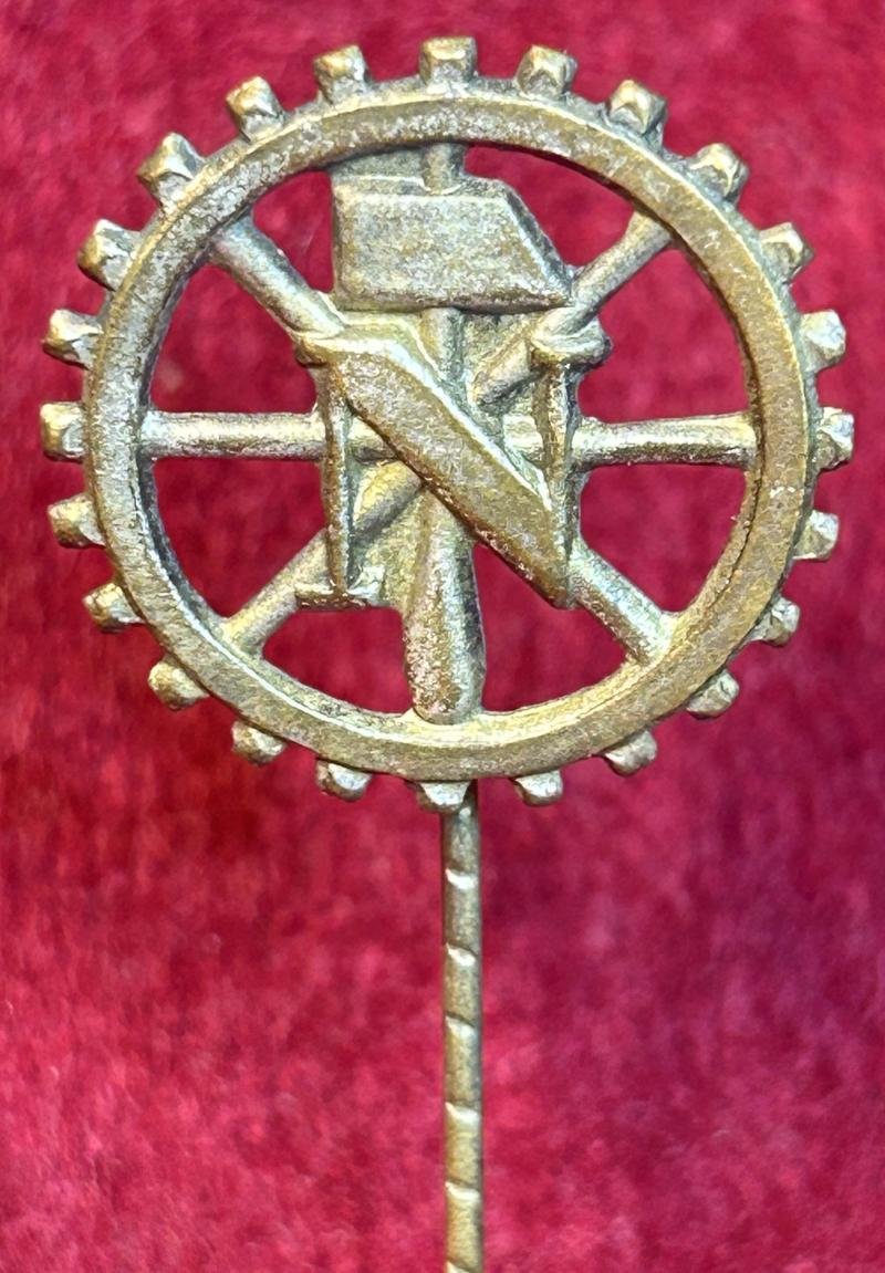 3rd Reich TeNo mitgliedsabzeichen — image 3