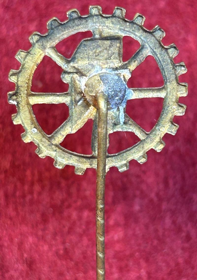 3rd Reich TeNo mitgliedsabzeichen — image 4