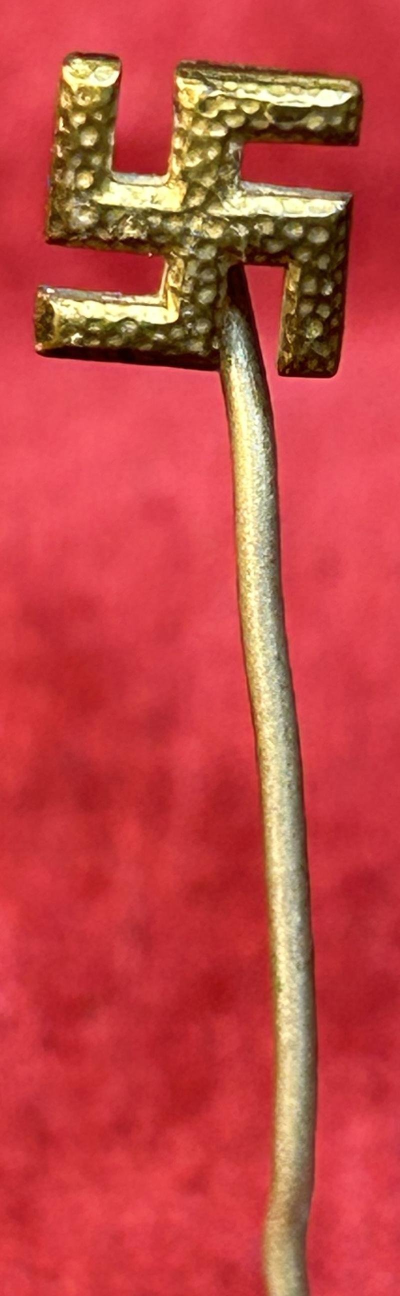 3rd Reich NSDAP Sympathie-Abzeichen (Hakenkreuz) — image 3