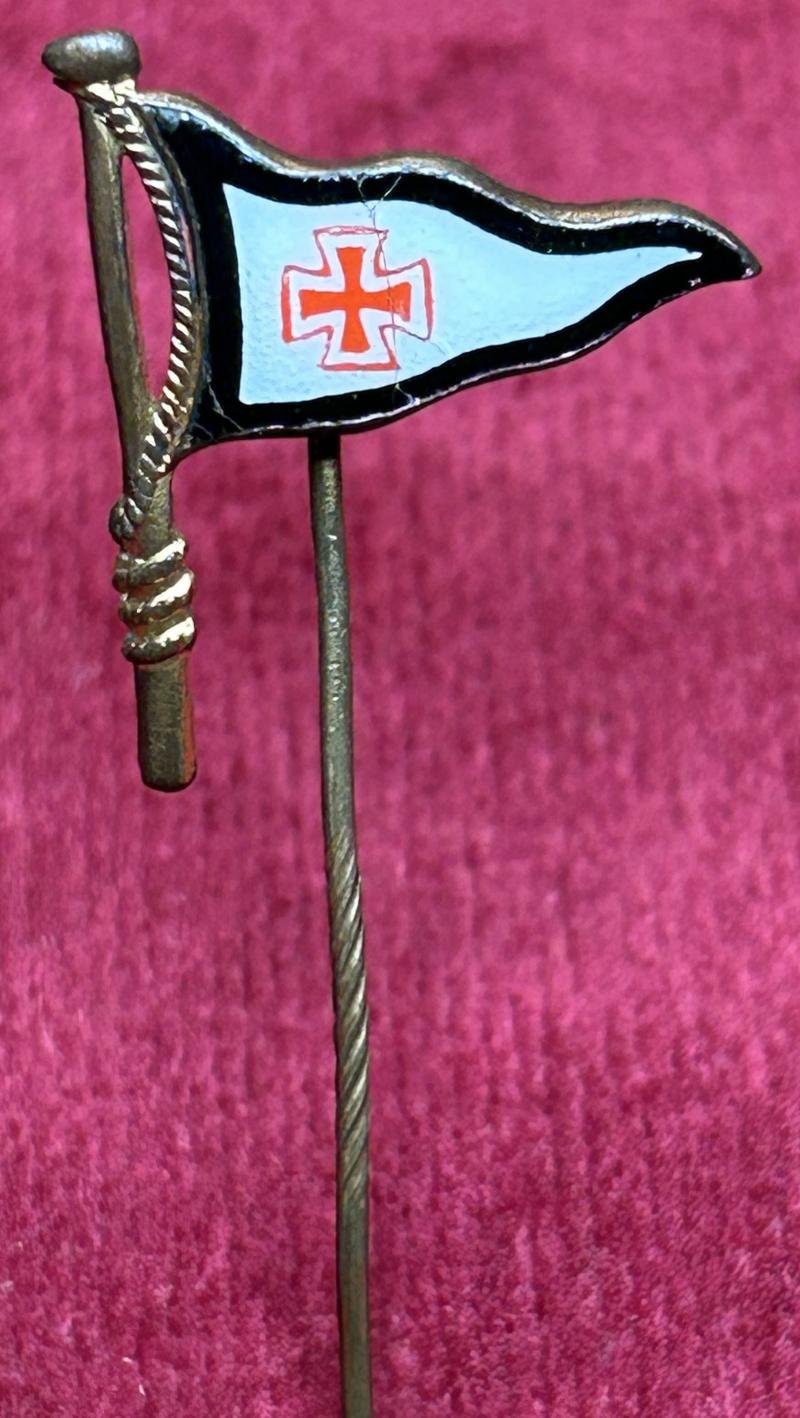 3rd Reich Deutsche Gesellschaft zur Rettung Schiffbrüchiger Mitgliedsabzeichen — image 3