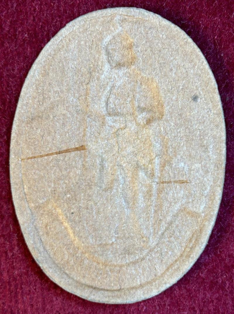 3rd Reich WhW Spendenabzeichen Peter Henlein (1941) — image 2