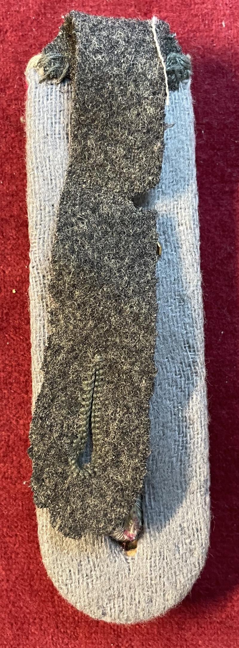 3rd Reich Wehrmacht Schulterklappen für ein Hauptmann der Veterinärdienst — image 2