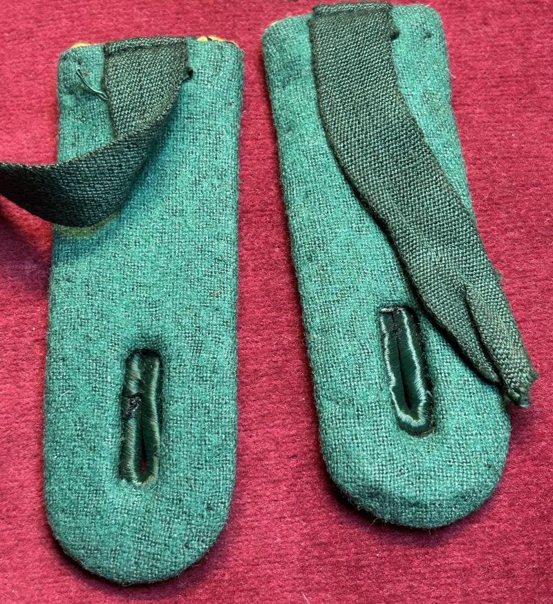 3rd Reich Polizei Schulterklappen für ein wachtmeister der Justiz — image 4