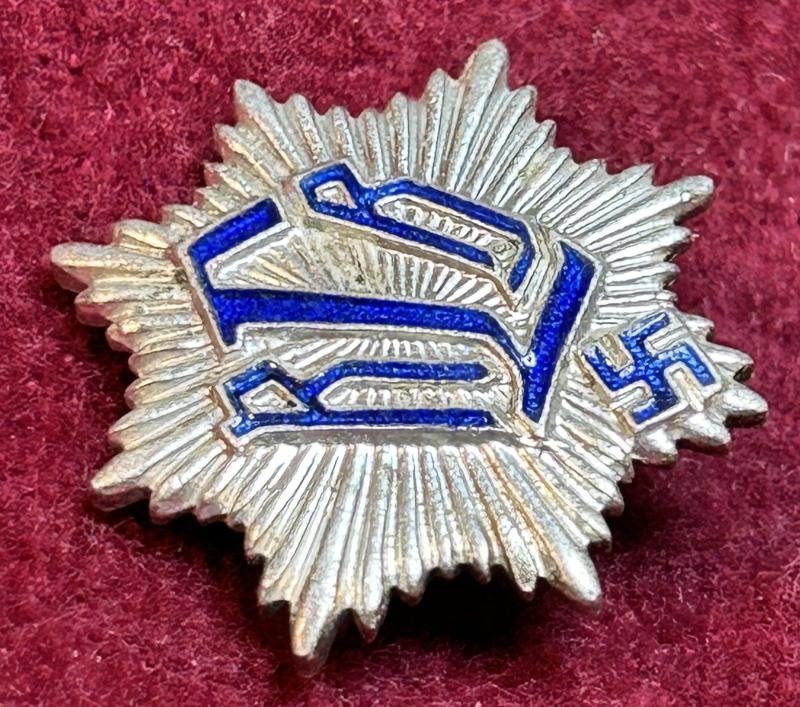 3rd Reich RLB Mitgliedsabzeichen 1. Form (August Enders) — image 4