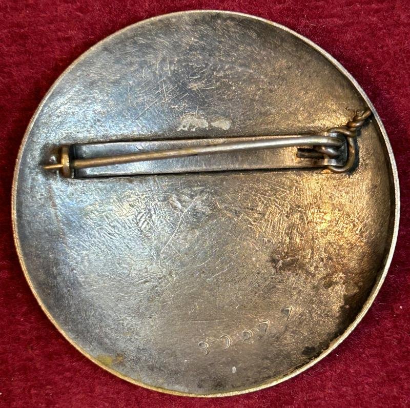 3rd Reich RAD Brosche Deutsche Frauenarbeitsdienst — image 3