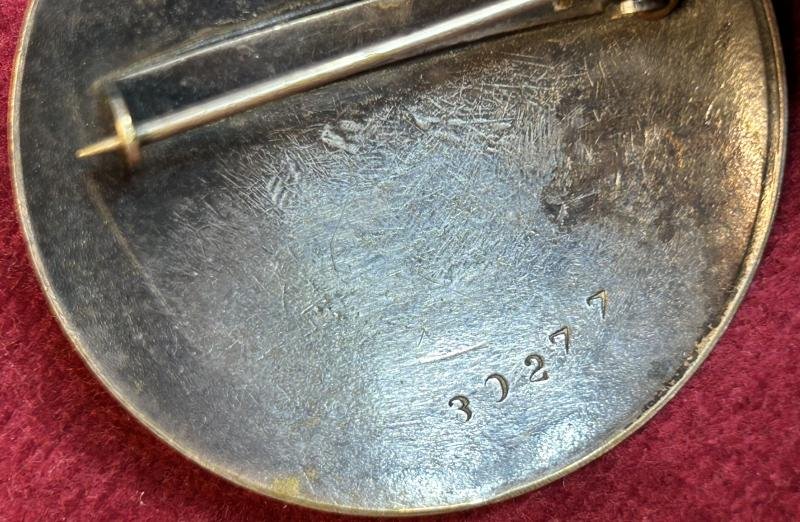 3rd Reich RAD Brosche Deutsche Frauenarbeitsdienst — image 4