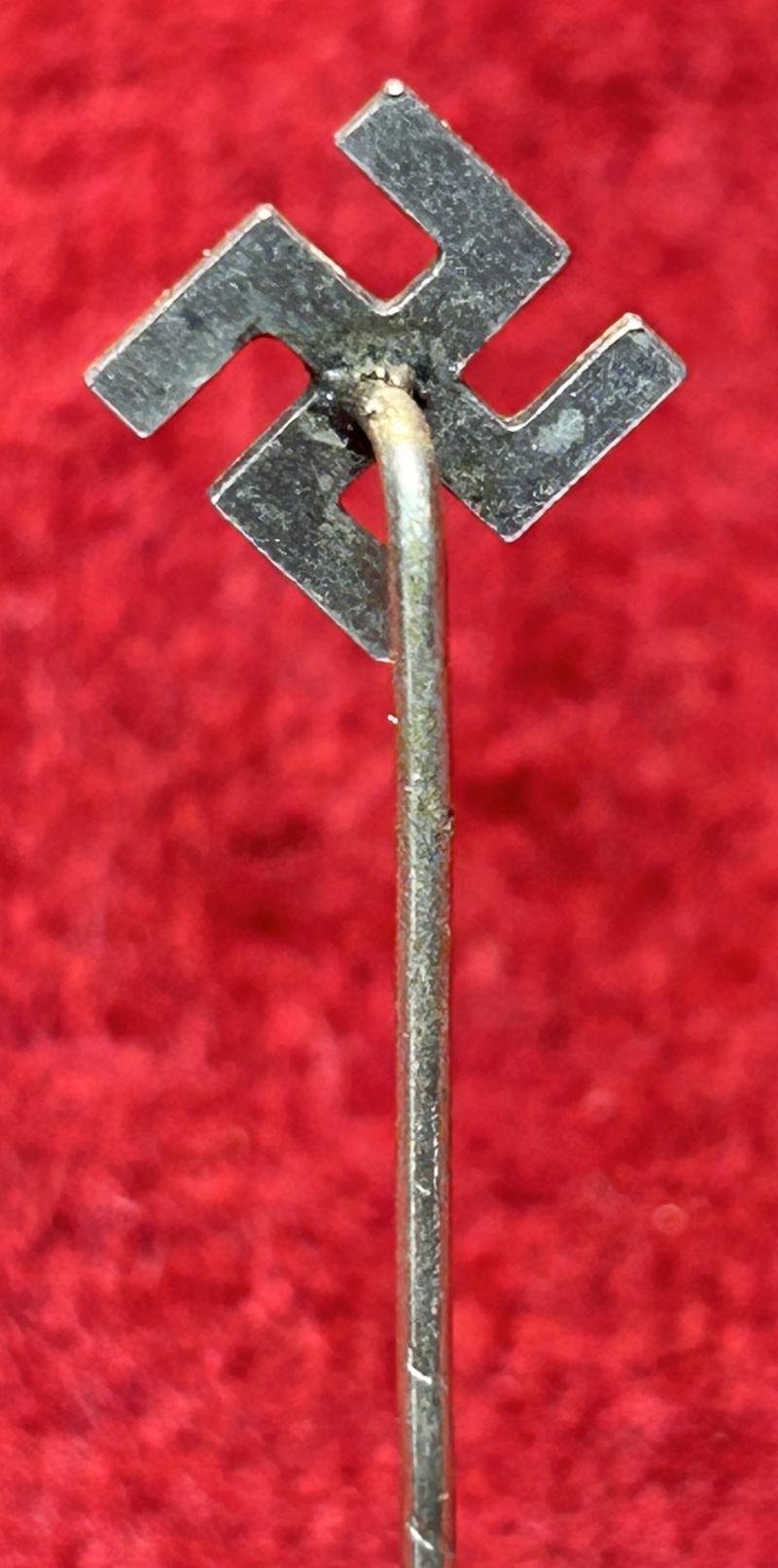 3rd Reich NSDAP Sympathie-Abzeichen (Hakenkreuz) — image 3