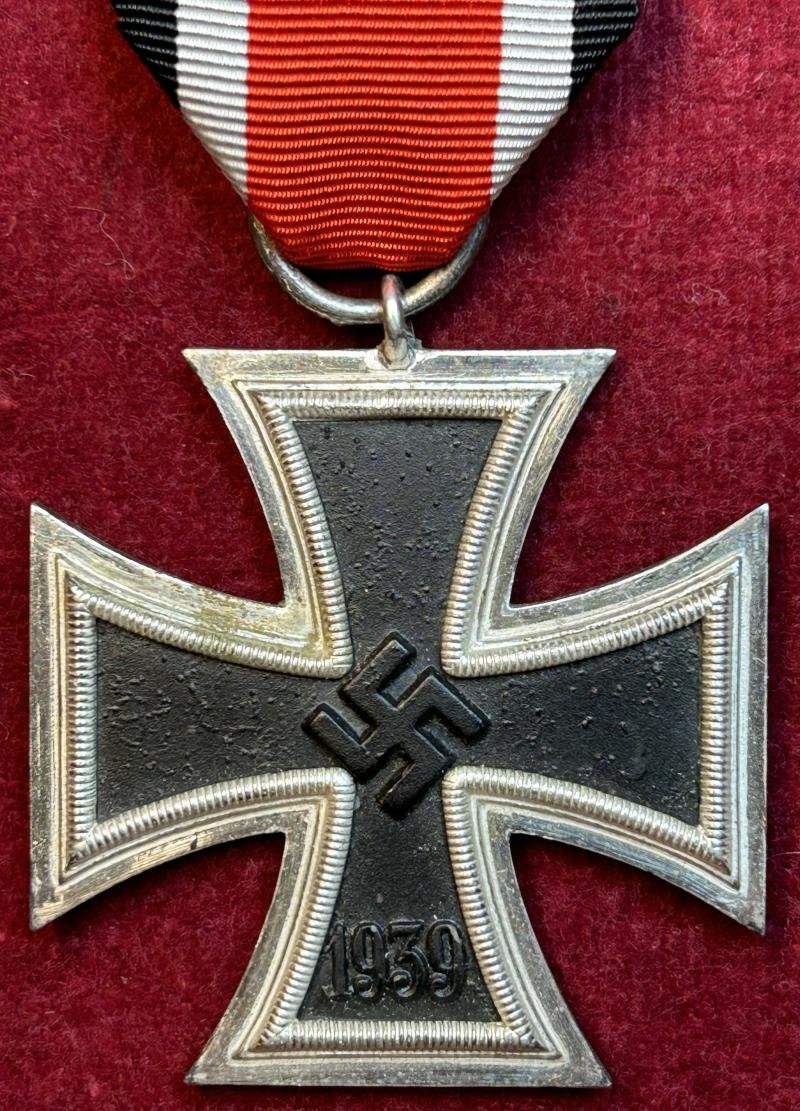 3rd Reich Eisernes Kreuz 2. Klasse 1939 (Deumer) — image 3