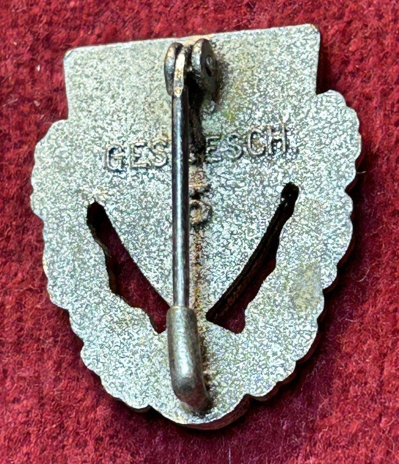 3rd Reich NSRKB Goldene Ehrennadel für 40 jährige Mitgliedschaft — image 3