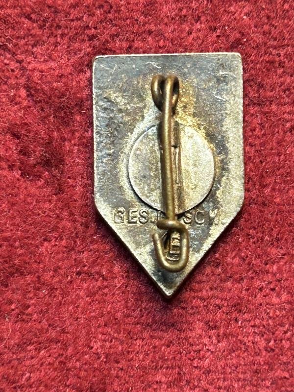 3rd Reich RKB Mitgliedsabzeichen — image 2